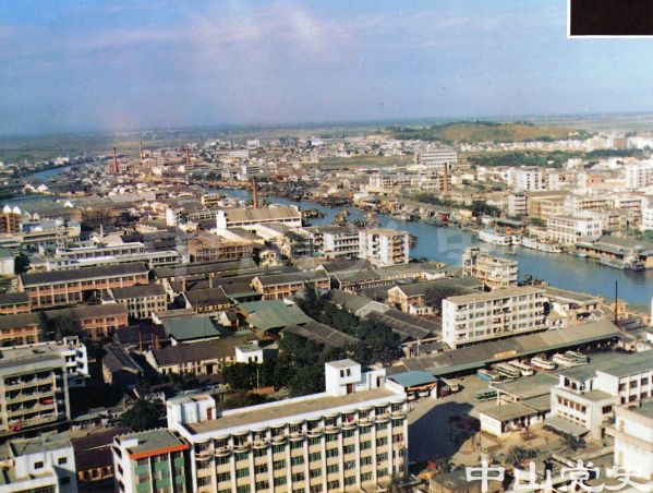 5.岐江河畔展新姿1.jpg