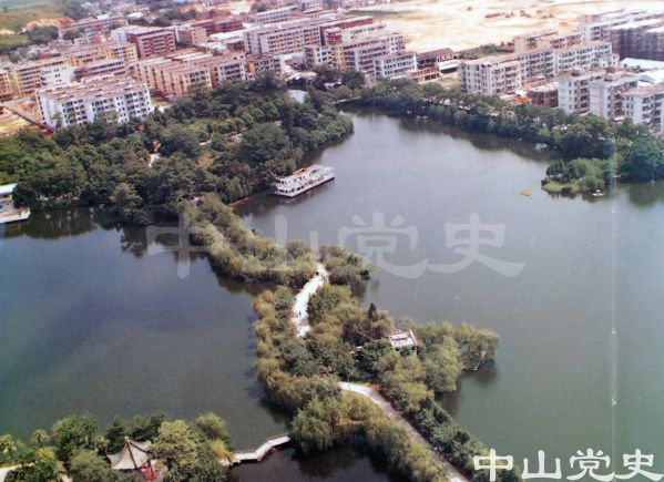 55.逸仙湖畔好風光.jpg