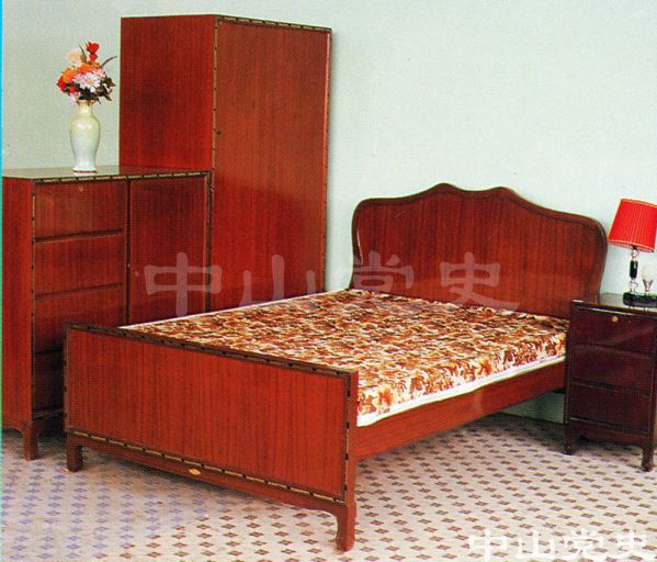 榮獲廣東省頒優(yōu)質(zhì)產(chǎn)品證書的產(chǎn)品——富貴牌123 A型套裝家具   中山家具廠.jpg