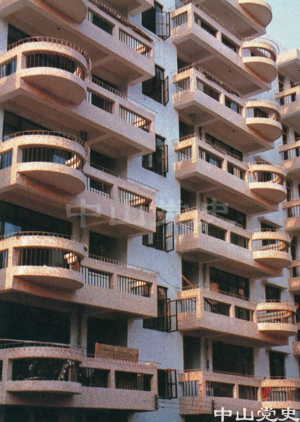 8.城鄉(xiāng)建設(shè)日新月異2.jpg