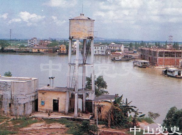 35.正在興建中的城鄉(xiāng)飲水工程.jpg