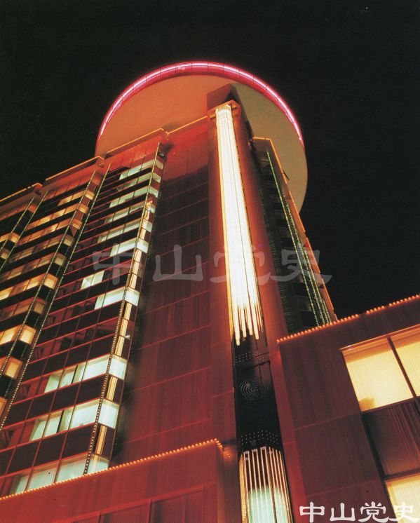 38.富華酒店觀光電梯.jpg