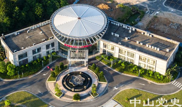 翠亨新區(qū)-行政服務(wù)中心 蘇振飛 攝 2016年8月.jpg