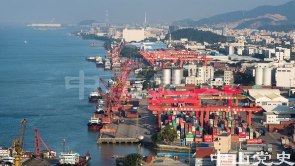 工業(yè)、生活配套-中山貨運(yùn)碼頭 蘇振飛 攝-2017年5月.jpg