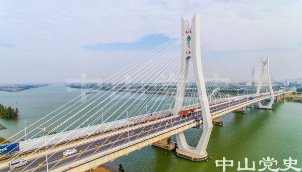 交通-中山港大橋 譚偉健 攝-2016年12月.jpg