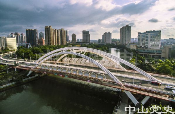 交通-中山一橋 劉永興 攝-2017年5月.jpg