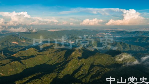生態(tài)-五桂山全景 蘇振飛 攝-2017年6月.jpg