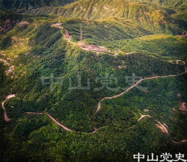 生態(tài)-五桂山主峰 蘇振飛 攝-2017年5月.JPG