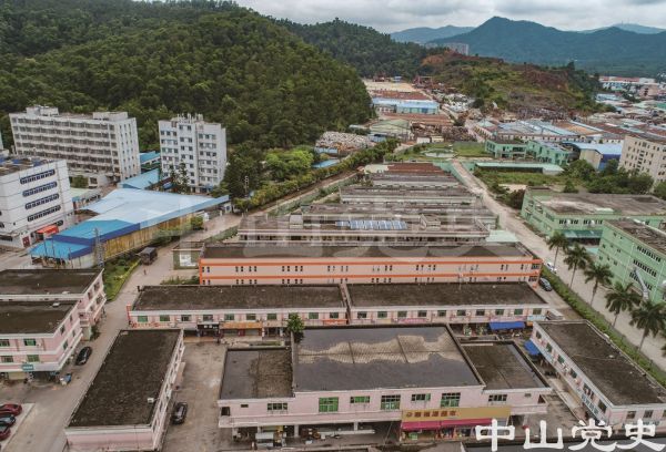 8.三鄉(xiāng)鎮(zhèn)革命老區(qū)西山村的西山市場 黃春華攝（2020年5月）.jpg