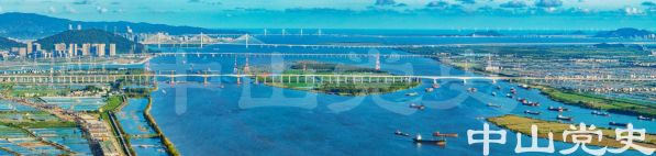 5.香海大橋磨刀門特大橋（最近的那座）合龍 （黃春華攝于2022年7月）.jpg