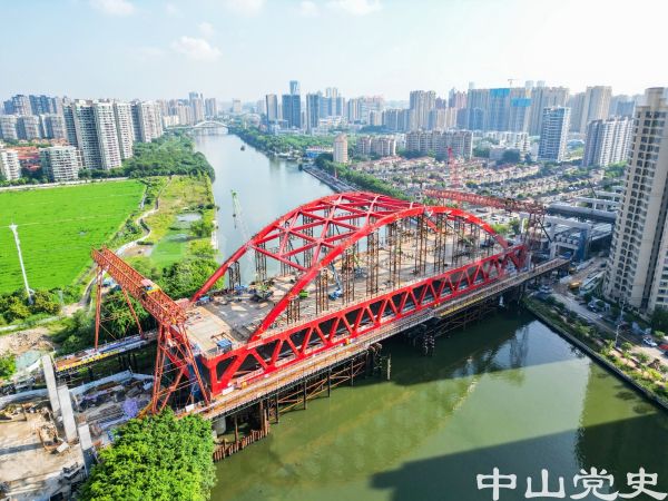 7.岐江河大橋鋼結(jié)構(gòu)主體完工（繆曉劍攝于2022年10月）.jpg
